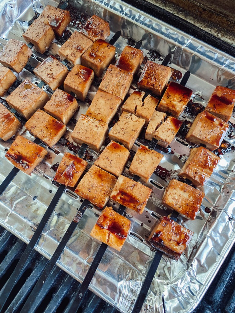 maui ribs tofu skewers